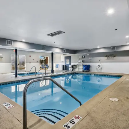 Country Inn & Suites by Radisson, Chicago O'Hare South, IL
