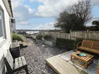 Oakdene Hotels in Angle