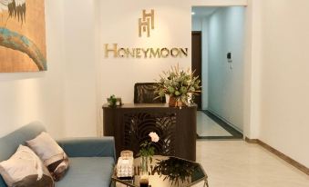 Honeymoon Hotel & Apartment