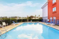 Holiday Inn Express & Suites Jacksonville - Atlantic Beach Hotels in Atlantic Beach