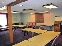 Motel 6 Richmond, IN