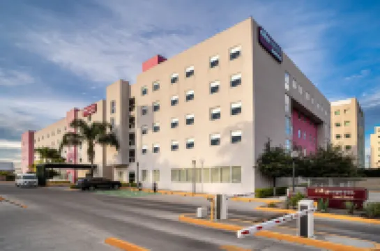 City Express Suites by Marriott Querétaro Hotels in 