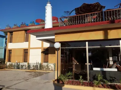 Faro de Maisi Hotels near Cañón del Rio Jauco.