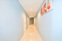 Living at Sphere Family Room