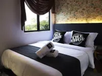 The Shop Hotel Hotels in Kota Lama Kiri