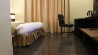 Shoregate Hotel