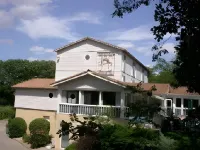 Hotel & Restaurant Heliotel Hotel a Saint-Clement-De-Riviere