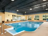 Quality Inn Hotels in Kemble