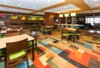 Fairfield Inn & Suites des Moines West Hotels in Waukee