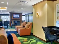 Fairfield Inn & Suites Madison West/Middleton Отели в г. Миддлтон