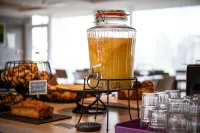 Kyriad Prestige Saint Malo - breakfast