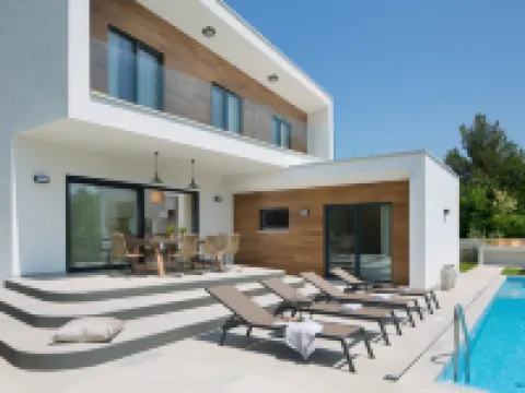 Santa Marina Hotels in Vabriga