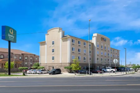 Quality Inn & Suites