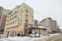 Live Hotel Hotels near Sverdlovskiy Oblastnoy Krayevedcheskiy Muzey