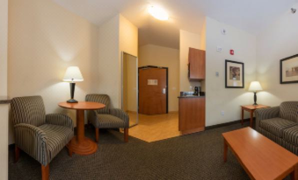 Holiday Inn Express & Suites Vernal - Dinosaurland by IHG