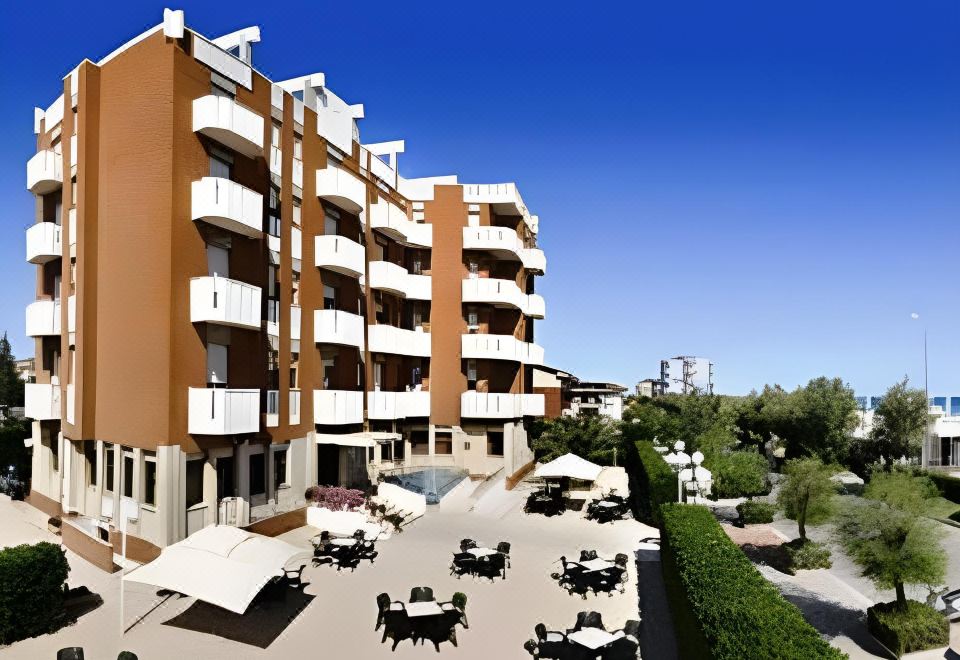 hotel overview picture