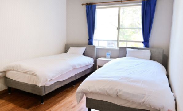 Biwa-Lakeside Cottage B B Dylan