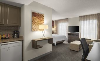 Staybridge Suites Indianapolis-Airport