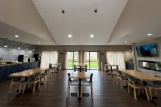 AmericInn by Wyndham Fort Atkinson - spa