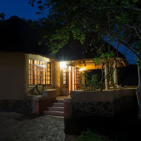 Milima Big 5 Safari Lodge