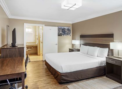 Best Western China Lake Inn