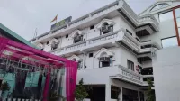 Hotel Sunder Palace Các khách sạn ở Dehradun