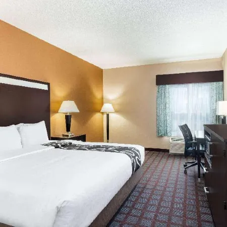 Spark by Hilton Plainfield Indianapolis Airport