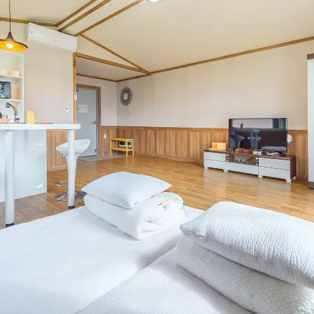 Gurye Jirisan Hosu Resort Pension