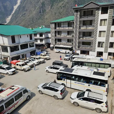 Hotel Yoga Badrinath Dham