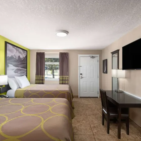 Super 8 by Wyndham Fort McMurray