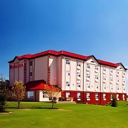 Ramada by Wyndham Sherwood Park