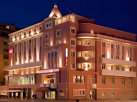 The One Grand Hotel da Póvoa - by Mhmb Hospitality Các khách sạn ở Vila do Conde