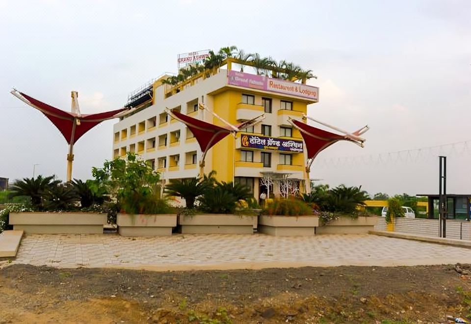 hotel overview picture