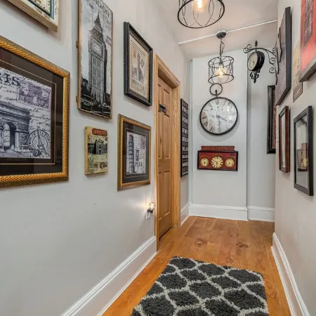 Majestic & Relaxing Home w/ 3 Beds Pool Table Bar! Sleeps 8