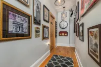 Majestic & Relaxing Home w/ 3 Beds Pool Table Bar! Sleeps 8