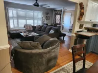 A Stylish 2+ Bedroom Rancher