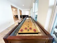 Lakefront Retreat Minutes from the Strip – Stunning Views & Family-Friendly Fun!