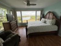 Waterfront Retreat Ozello/Crystal River secluded Stilt House with panoramic view