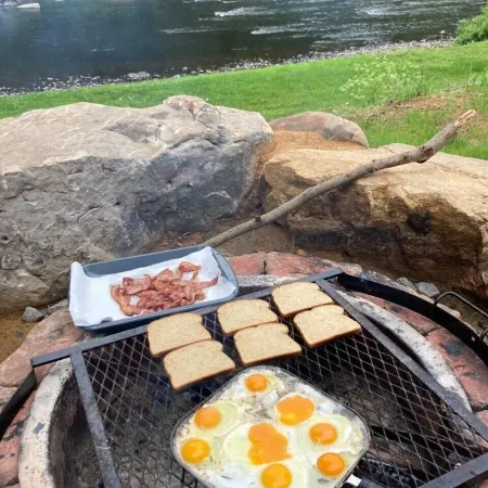 Family Friendly Waterfront Log Cabin on on the Wild & Scenic Clarion River