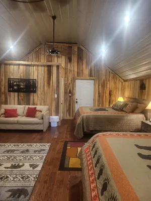 Country Cottage Swift Museum Foundation附近的飯店