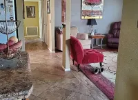 Sunland Cottage in 55+ Golf Community