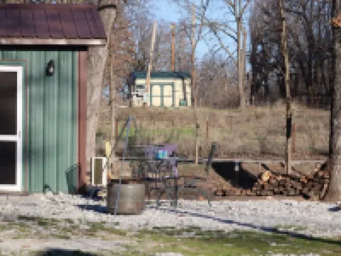 Studio Cabin on Grand Lake near Bernice State Park53996 E 270RD, Afton OK 74331 特拉華縣酒店