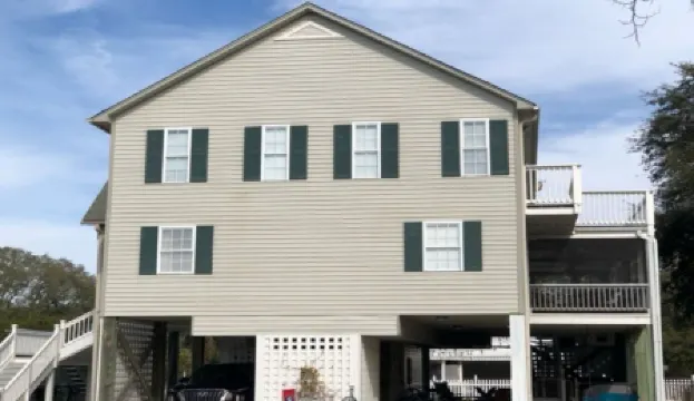 2 Family House Steps from Beach; 2 Master Bedrooms; Beach and Bike Equipment too