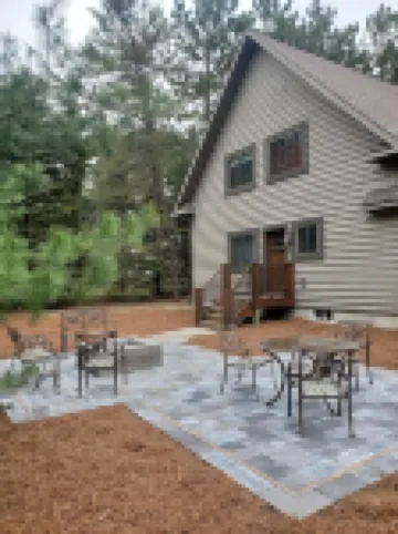 Spacious Crystal Mountain Resort Cabin w/ Game Rm! Minutes to Ski/Golf/Spa/Pool!