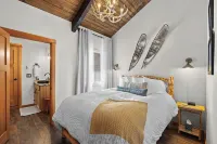 Townhouse in Private Lakeside Community