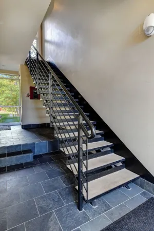 Breathtaking Views! 15 minute walk to Pearl St 5 minutes to Hiking.