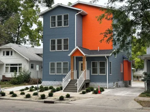 Upscale King Suite—Steps from Mayo Clinic Hospital