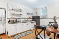 Private Midtown Hidden Gem- Steps from Piedmont Park + Free Parking