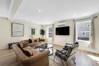 Modern Family Retreat | Near Downtown Hartford | Sleeps 10