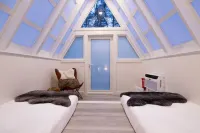 The Glo Haus @ Four Fillies Lodge